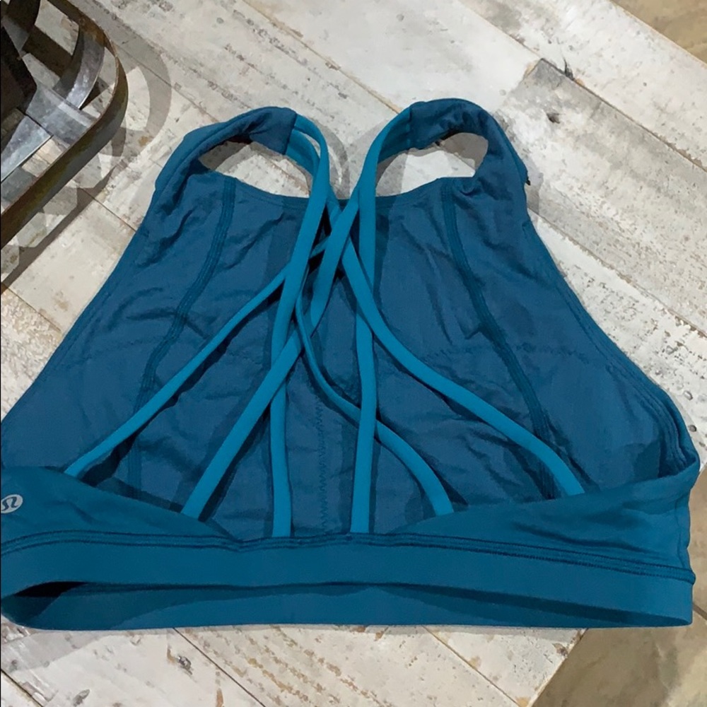ONLY THE ; Blue Lululemon Sports Bra - Picture 4 of 4